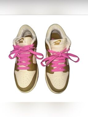 Nike Women’s Low-Top Sneakers in Cream, Gold & Pink
